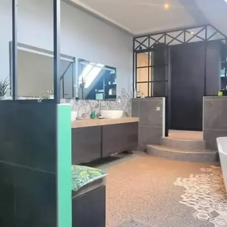 De Luxe Avec Piscine Et Jacuzzi Xxl Dourlers