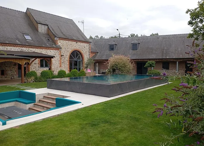 De Luxe Avec Piscine Et Jacuzzi Xxl فيلة *