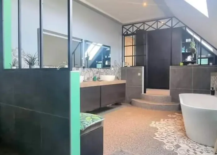 De Luxe Avec Piscine Et Jacuzzi Xxl Dourlers