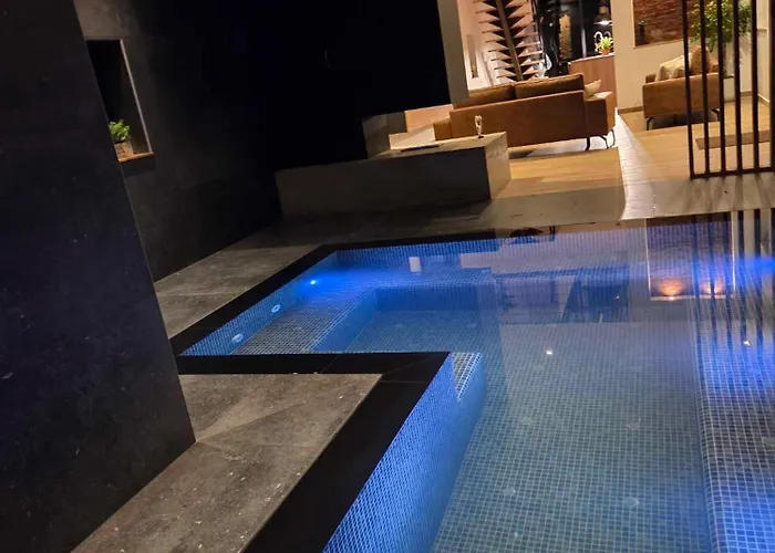 فيلة De Luxe Avec Piscine Et Jacuzzi Xxl *